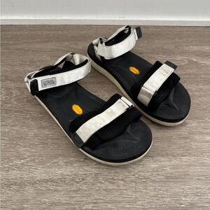 Suicoke Depa-V2 White Sandals